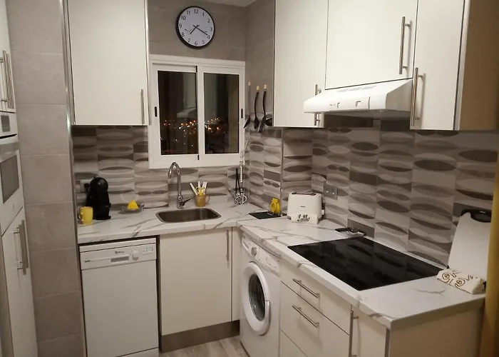 Luxury Vista Mar Y Playa Torres Del Sol B404 Апартаменти *