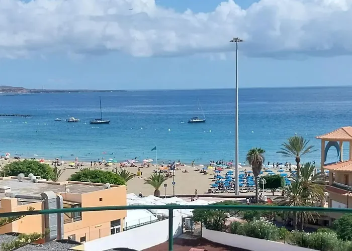 Апартаменти Luxury Vista Mar Y Playa Torres Del Sol B404 *